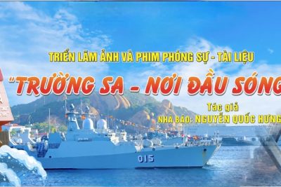 Triển lãm “Trường Sa-Nơi đầu sóng” đưa biển đảo Việt Nam đến gần hơn với nhân dân huyện biên giới Ea Súp